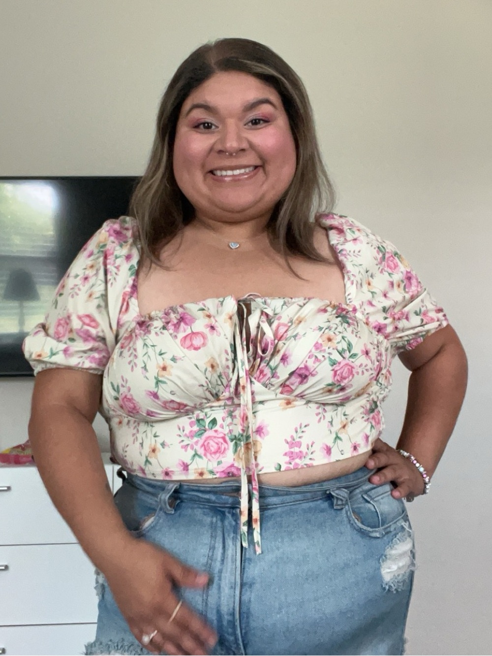 SHEIN Cream Floral Puff-Sleeve Cropped Top with Pink Roses